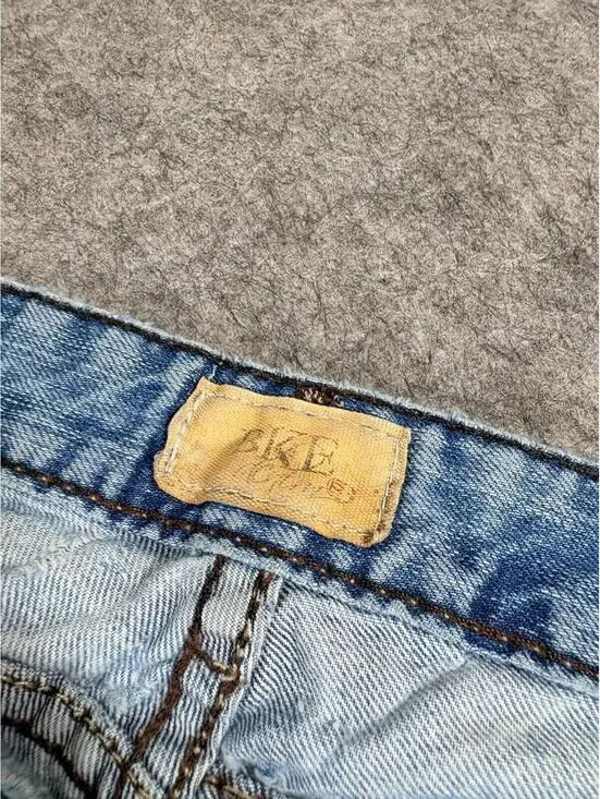 BKE Buckle Star Stretch Flare Jeans Women Sz 26x31 Blue Distressed Denim - Picture 7 of 11